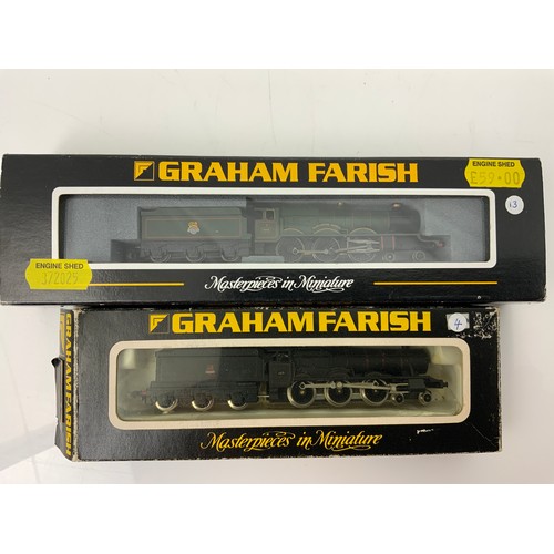 311 - GRAHAM FARISH BOXED N GAUGE 372-025 GWR CASTLE CASTLE 7033 HARTLEBURY CASTLE BR GREEN, PLUS FARISH  ... 