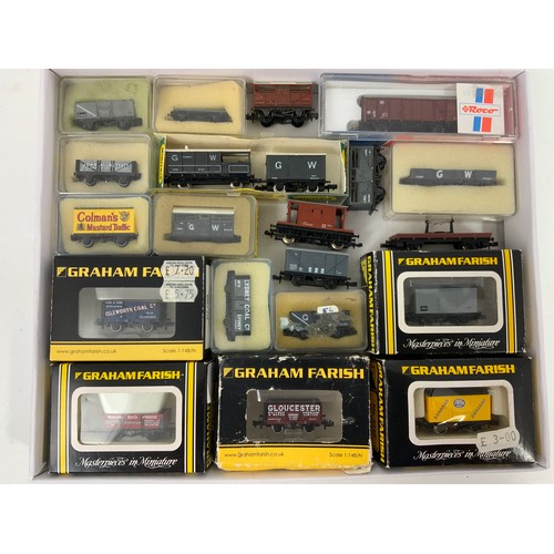 304 - GRAHAM FARISH & OTHER N GAUGE WAGONS, 14 BOXED & 7 U/B PRIVATE OWNER & PRE GROUPING