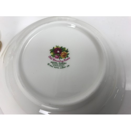 224 - LARGE QUANTITY OF ROYAL ALBERT OLD COUNTRY ROSES DINNERWARE , TUREENS, PLATES , BOWL LITTLE  OR NO U... 