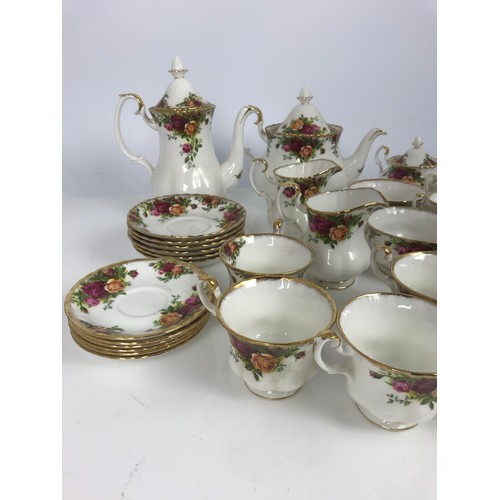 223 - LARGE QUANTITY OF ROYAL ALBERT  OLD COUNTRY ROSES  TEAWARE INC TEAPOT, COFFEE  POT CUPS, SAUCERS LIT... 