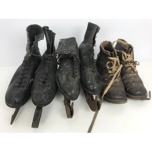 452 - 5 PAIRS OF VINTAGE BOOTS & ICE SKATES