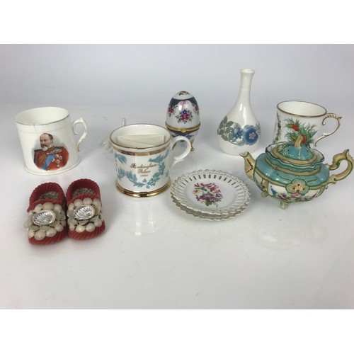 206 - ROYAL DOULTON TANKARD, WEDGWOOD VASE, CONTINENTAL SHELL TEAPOT ETC