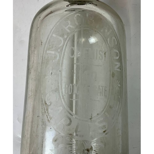 276 - ETCHED SYPHON / BOTTLE WITH ETCHED NAME J J ROBINSON, CHEMIST, 140 BOTCHGATE, CARLISLE. APPROX 31 CM... 