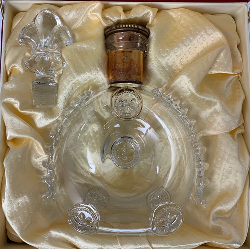 270 - A BACCARAT REMY MARTIN LOUIS XIII COGNAC DECANTER IN ORIGINAL BOX AND OUTER