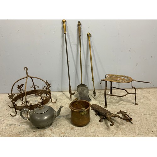 304 - MISC. INC. INSECT CAST IRON BOOT PULL, HANGING RACK, TOASTING FORK AND PART COMPAION SET, PEWTER TEA... 