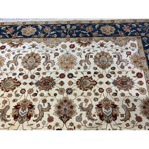 747 - LARGE BLUE & CREAM GROUND CARPET / RUG 316cm x 245cm