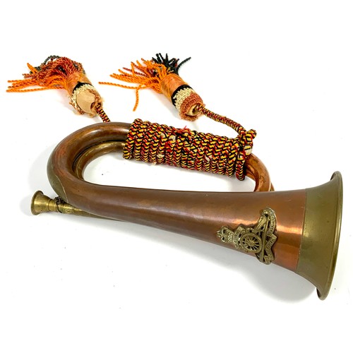 474 - BUGLE WITH MILITARY BADGE UBIQUE ROYAL ARTILLERY