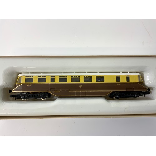 319 - GRAHAM FARISH, N GAUGE BOXED EX GWR RAIL CAR, 8174 ADVISED AS NEW