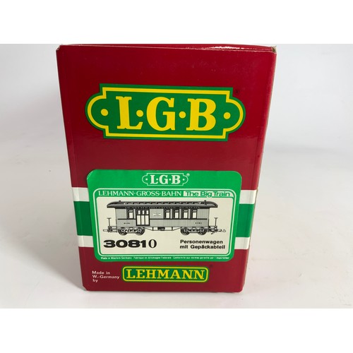 496 - LGB G SCALE BOXED MODEL RAILWAY COACH 30810 PERSONENWAGEN MIT GEPACKABTELL, 3081 DEBVER & RIO GRANDE