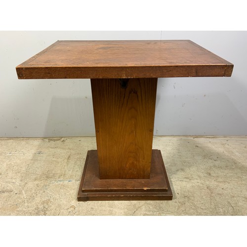 466 - OAK ADJUSTABLE HEIGHT READING TABLE