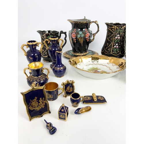 138 - COLLECTABLE CERAMICS INC JUGS , TEAPOTS & CONTINENTAL