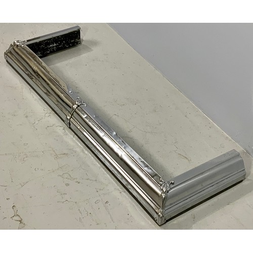 371 - 122 CM (4FT) DECORATIVE METAL FIRE SURROUND