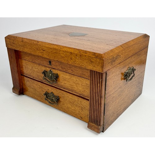 298 - GOOD QUALITY THREE TIER, TWO DRAWER OAK CANTEEN (NO CONTENTS)