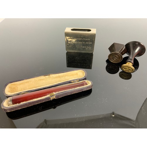 358 - MISCELLANEOUS ITEMS INCLUDING SEAL, CHEROOT HOLDER, MATCH BOX CASE, VARIOUS BOXES ETC