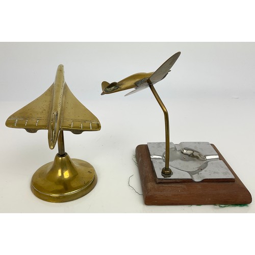 252 - BRASS MODEL DEPICTING CONCORD TOGETHER WITH AN ASHTRAY WITH SPITFIRE