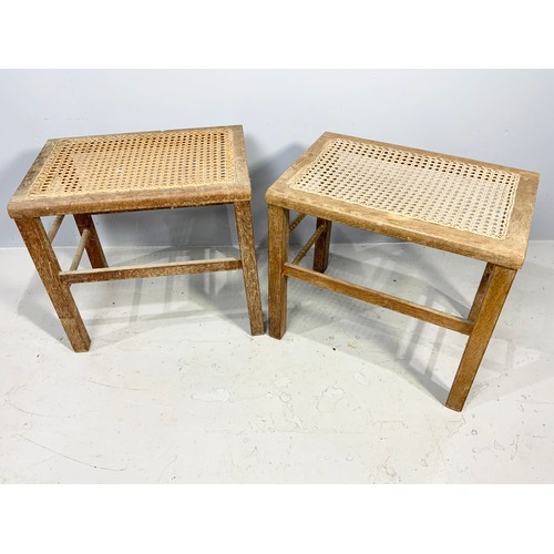 527 - MISC. STOOLS (4)