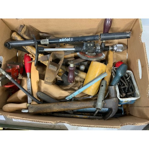 411 - VARIOUS MISCELLANEOUS TOOL BOXES AND HAND TOOLS