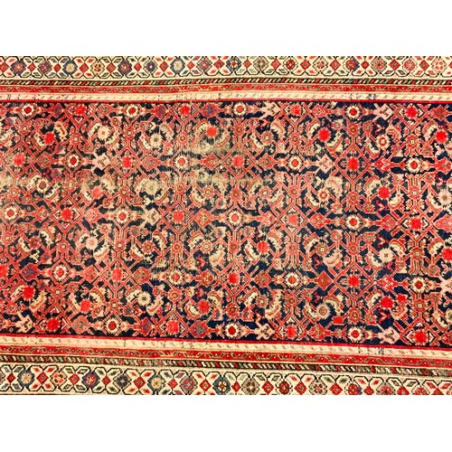 632 - RED GROUND RUNNER 349cm x 110cm