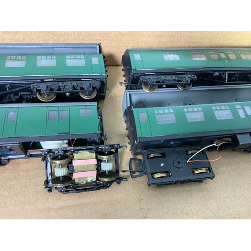 343 - SOUTHERN REGION KIT BUILT EMU, EPB SIMILAR PLUS A MLV, & 4 COACHES FOR SPARES REPAIR. MOST APPEAR TO... 