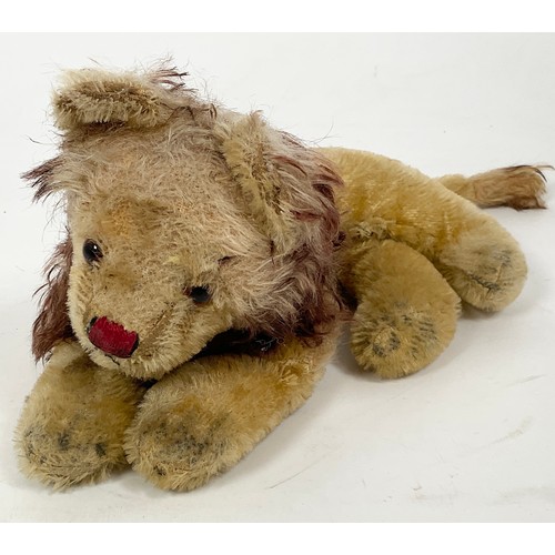 35 - VINTAGE LION SOFT TOY, APPROX 26 CM LONG (EXCLUDING TAIL) WITH RED NOSE, PELHAM PUPPET MITZI BOXED, ... 