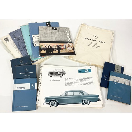 13 - MERCEDES BENZ WORKSHOP MANUALS & TECHNICAL DATA FOR PASSENGER CARS, MIXED EDITIONS 1957-65, OFFICIAL... 
