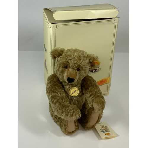 68 - STEIFF BOXED BEAR, CLASSIC TEDDY BEAR 35 MOHAIR 028755, APPROX. 28 CM SITTING