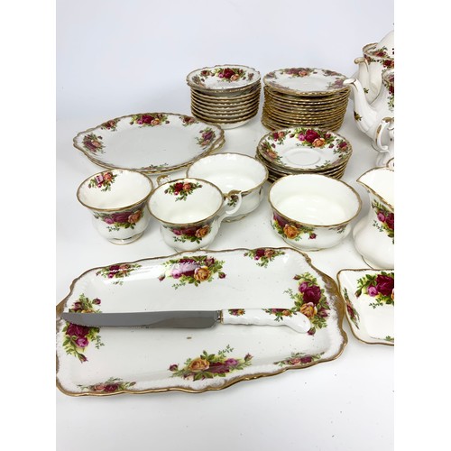 224 - ROYAL ALBERT OLD COUNTRY ROSES TABLEWARE ( 1TRAY )