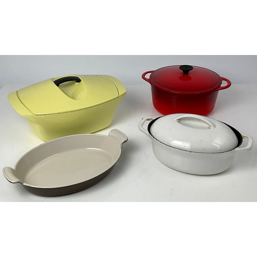 464 - LE CRUESET AND OTHER CAST IRON COOKWARE