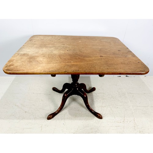 641 - VICTORIAN MAHOGANY RECTANGULAR TILT TOP TABLE ON 4 SPLAYED LEGS