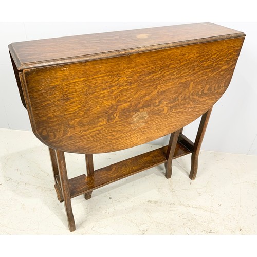 568 - OAK DROP LEAF TABLE