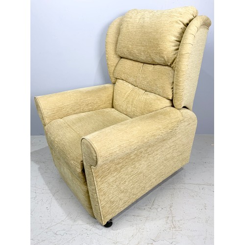 651 - ELECTRIC RECLINER ARMCHAIR