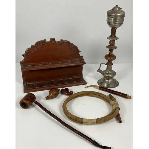 479 - SMOKING PARAPHERNALIA INCLUDING PIPES AND A PIPE RACK