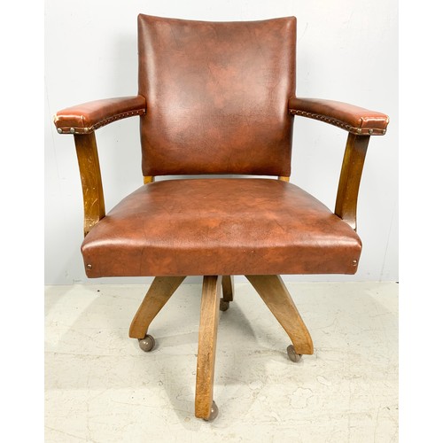 656 - OAK REVOLVING OFFICE CHAIR (TRADE ONLY)