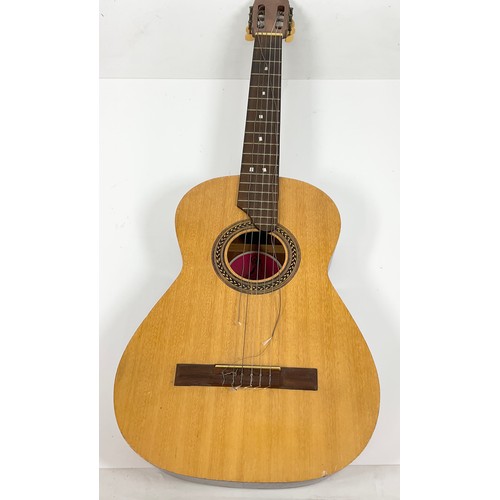 440 - RITMO SPANISH GUITAR IN CASE