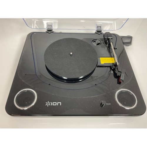 445 - ION TURNTABLE WITH AN ARCAM AMPLIFIER