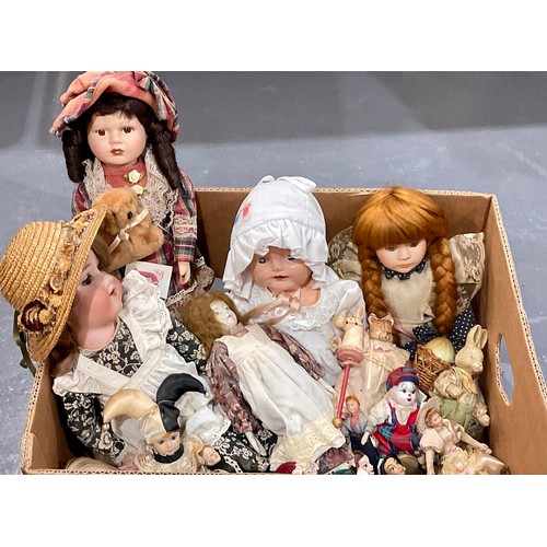 94 - COLLECTION OF MOSTLY PORCELAIN HEAD DOLLS