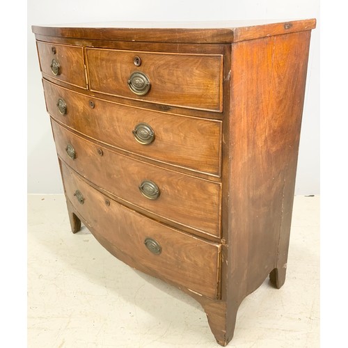 600 - MAHOGANY BOW FRONT 2 OVER 3 CHEST OF DRAWERS  100cm LONG