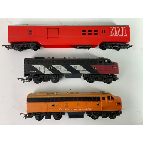 398 - EARLY TRIANG CONTINENTAL MODEL RAILWAY, TWO LOCOMOTIVES & A COLLECTION OF ROLLING STOCK INC. CN