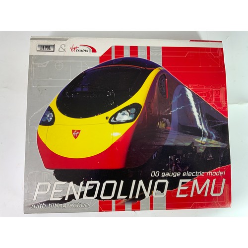 426 - 00 SCALE MODEL RAILWAY, A DAPOL VIRGIN TRAINS PENDOLINO EMU TRAIN PACK