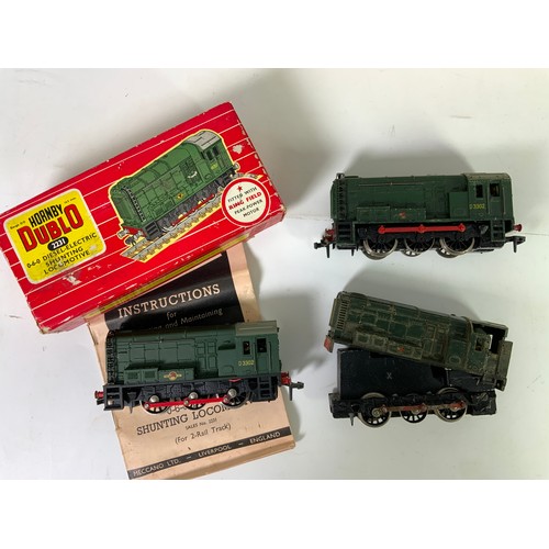 412 - HORNBY DUBLO, CLASS 08 SHUNTER 2231 D3302, BOXED, PLUS 2 OTHER U/B MODELS (1 A/F)