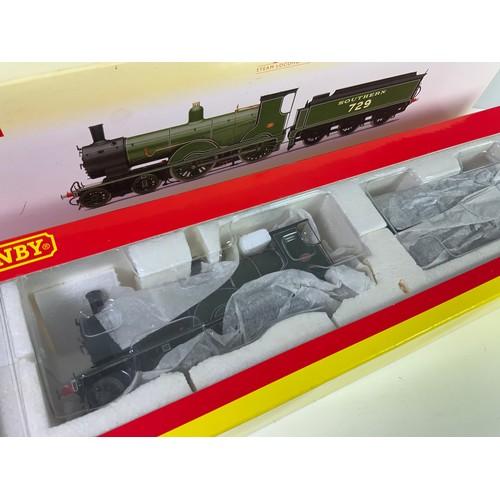 478 - HORNBY R3327 SR S15 CLASS 824 DCC READY, APPEARS UNUSED, & R2711 SR 4-4-0 T9 729, DCC READY, APPEARS... 