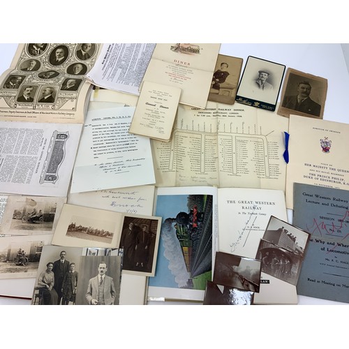 206 - RAILWAY BOOKS / HISTORICAL EPHEMERA, A COLLECTION OF BOOKS AND PAPERWORK RELATING TO F W HAWKSWORTH,... 