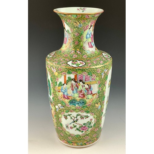 58 - 19TH CENTURY FAMILLE ROSE VASE DECORATED WITH PANELS DEPICTING FIGURES, approx. 36cm tall