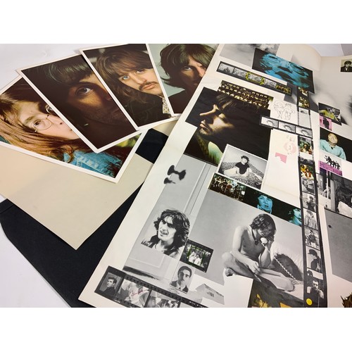 170 - RECORD : BEATLES WHITE ALBUM, NO 0179913, TOP LOADER, BLACK INNER SLEEVE, POSTER LYRIC SHEET PLUS 4 ... 