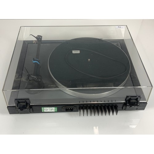 72 - LINN AXIS TURNTABLE WITH LINN AKITO TONE ARM