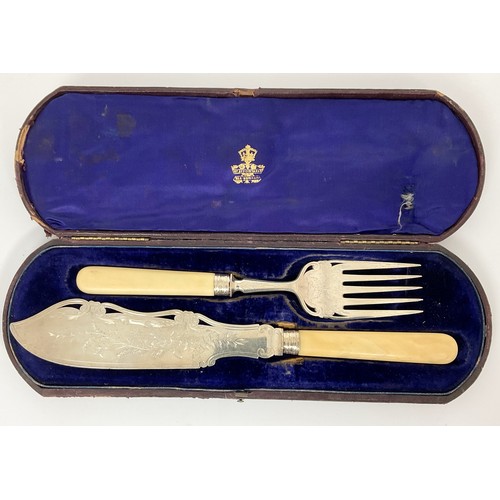 227 - SILVER SPOON 1862, BOXED SCOTIA ‘SILVER’ SPOONS ELKINGTON FISH SERVERS, BOXED APOSTLE SPOONS, & AMER... 