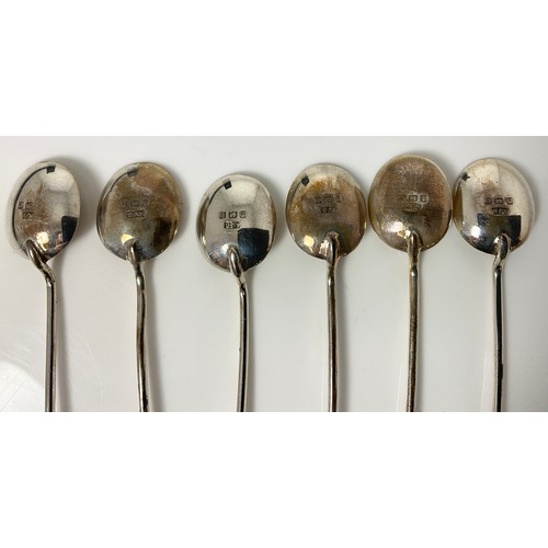 217 - CASED HALLMARKED SILVER BEAN SPOONS, A TEASPOON & A 1892 CROWN