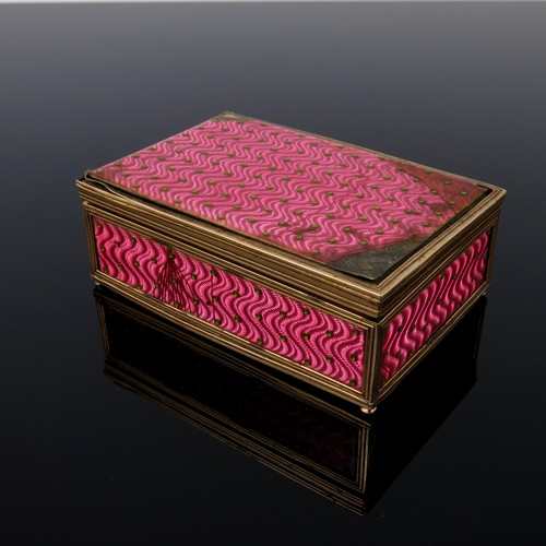 327 - WONDERFUL QUALITY PINK GUILLOCHE ENAMELLED YELLOW METAL TRINKET BOX WITH HINGED COVER, APPLIED CABOC... 