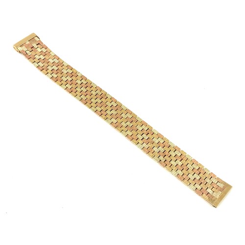 557 - 9CT THREE COLOUR GOLD BRACELET, APPROX. 36g