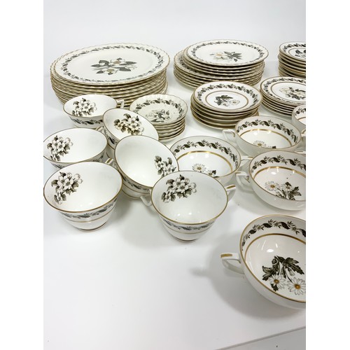 205 - ROYAL WORCESTER DINNERWARE ENGADINE, 10 LARGE PLATES (27 CM), 6 PLATES (23.5 CM), 4 PLATES (20 CM) 6... 